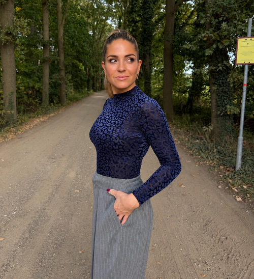 By Hilke Velvet Body Blue