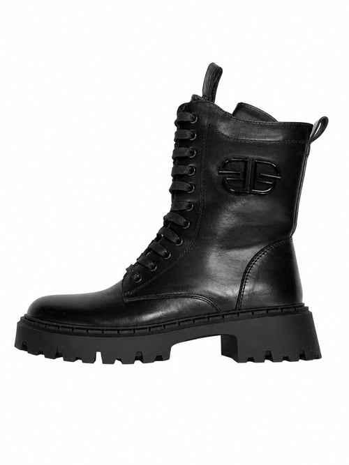 By Hilke Black Boots