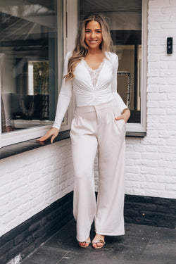 By Hilke Body Lina White