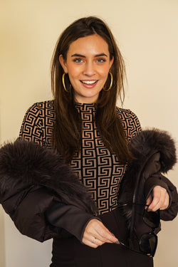 By Hilke Body Faye Brown