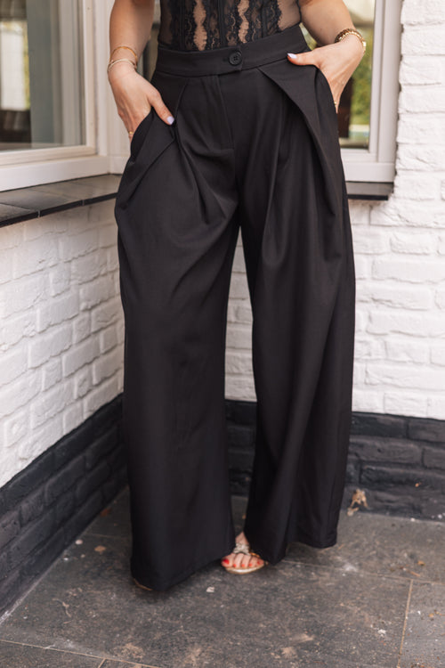 By Hilke Balloon Pantalon Black