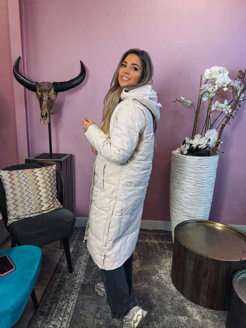 By Hilke Guusje Puffer Trench Coat Taupe