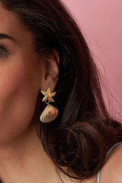 By Hilke Earrings Shells Gold
