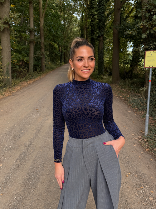 By Hilke Velvet Body Blue