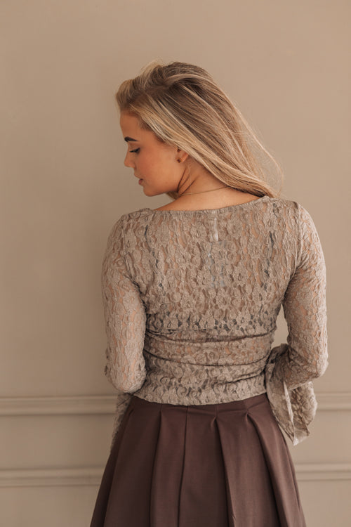 By Hilke Top Janice Taupe