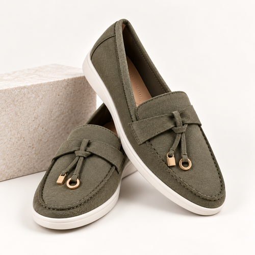 By Hilke Loafers Army