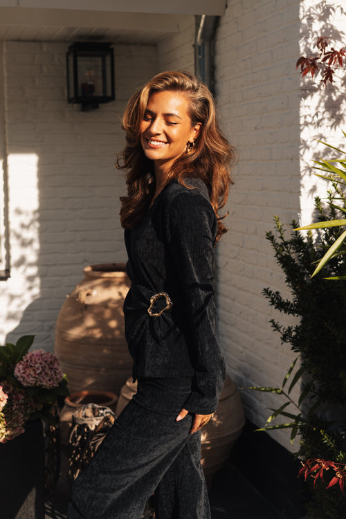 By Hilke Mirthe Set Black