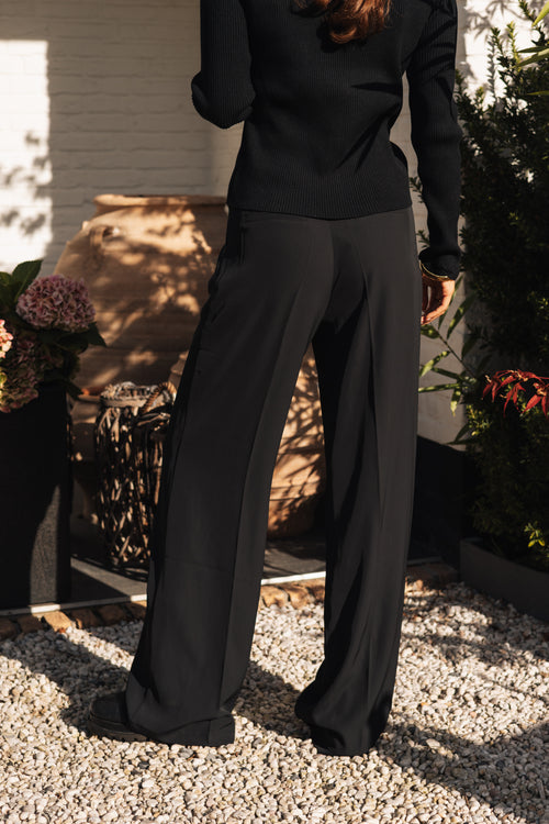 By Hilke Pantalon Jill Black