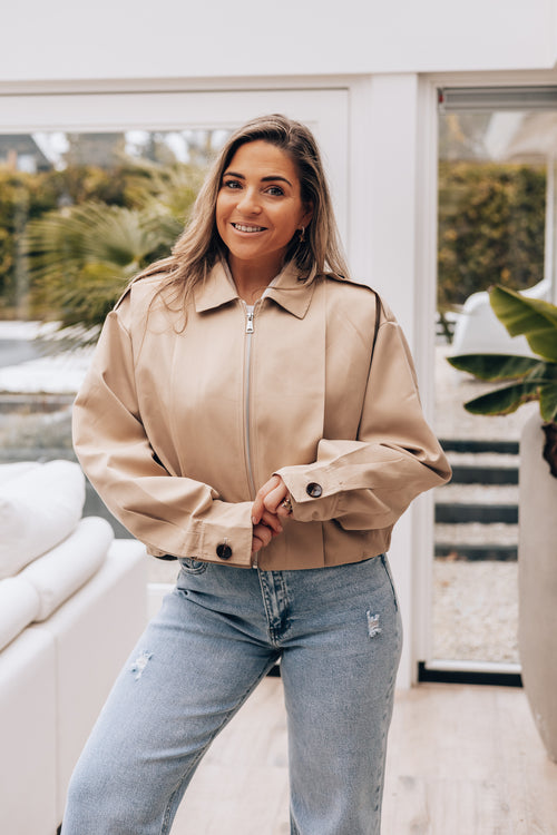 By Hilke Short Trenchcoat Raisa