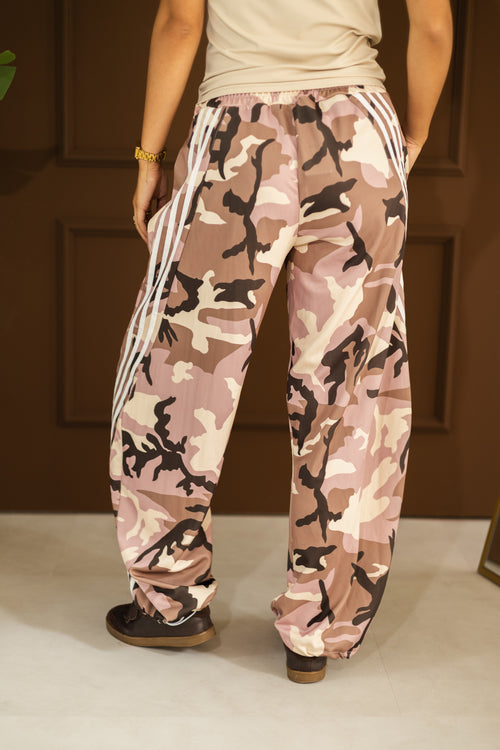 By Hilke Camo Pants Scuba Pink