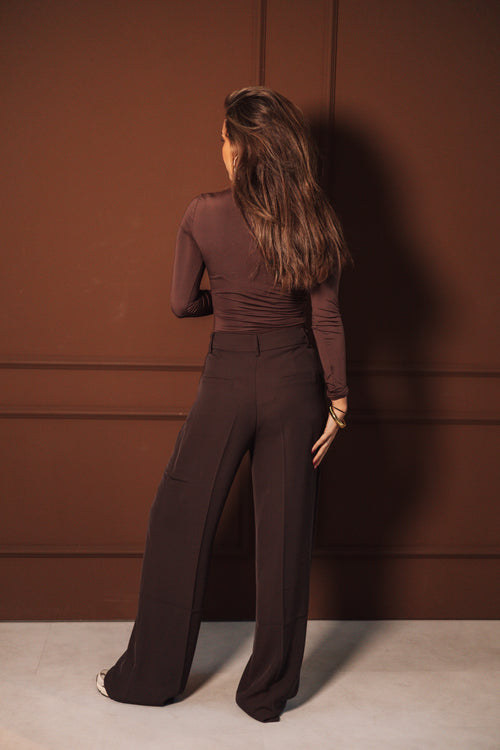 By Hilke Body Elvie Brown