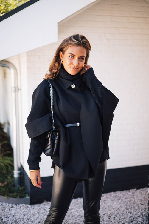 By Hilke Coat Fay Black